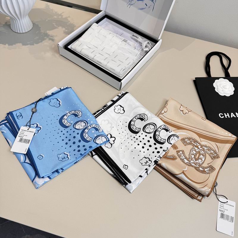 Chanel silk scarf hm